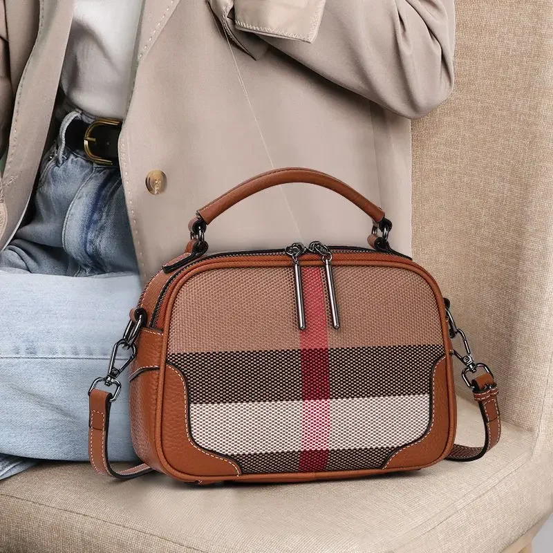 

2024 new Classic plaid women's one shoulder crossbody bag is a mini square bag made of high-quality canvas and cowhide