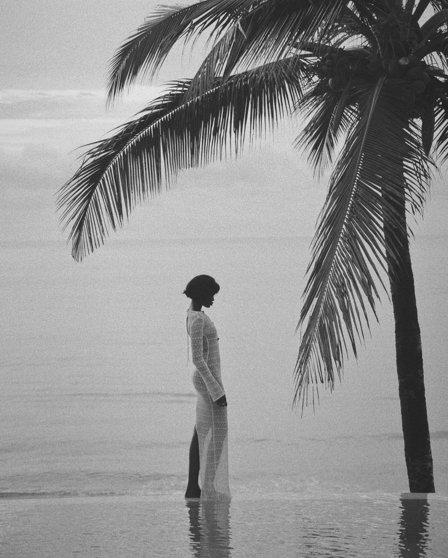 Hollow Slit Long Dress Women's Beach Cover-up Bohemian Dress Floor-length Backless Mermaid Evening Gown Sexy Knit Dress