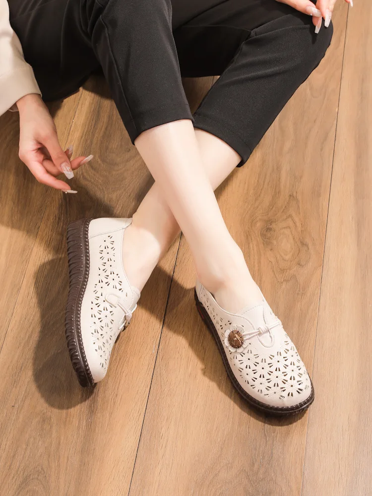 Spring Casual Sneakers Women Shoes Genuine Leather Slip-On Flat Shoes Hollow Out Breathable Women's Shoes Plus Size