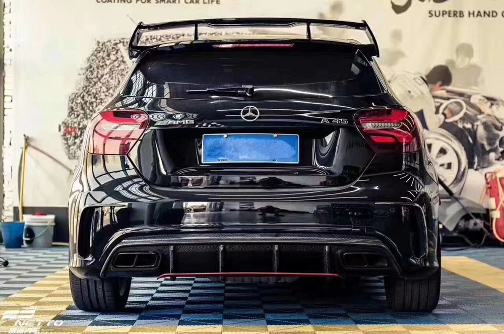 ABS 리어 디퓨저 범퍼, 스테인레스 스틸 배기 팁 포함, 메르세데스 W176 A 클래스 A180 A200 A250 스포츠 에디션, 15-18 A45 AMG