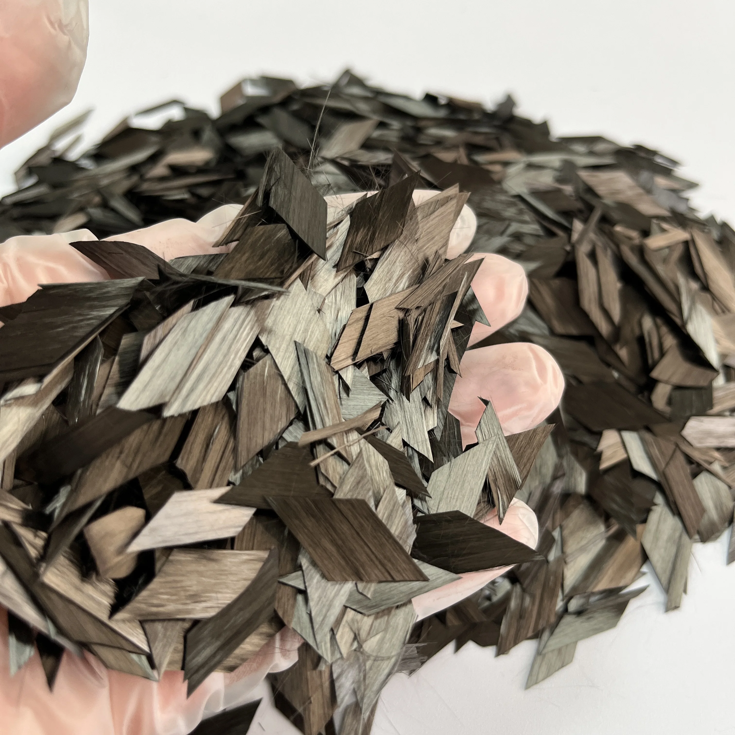 Diamond-Shaped Chopped Carbon Fiber Flakes for Custom Modifications - 500g/1kg Pack