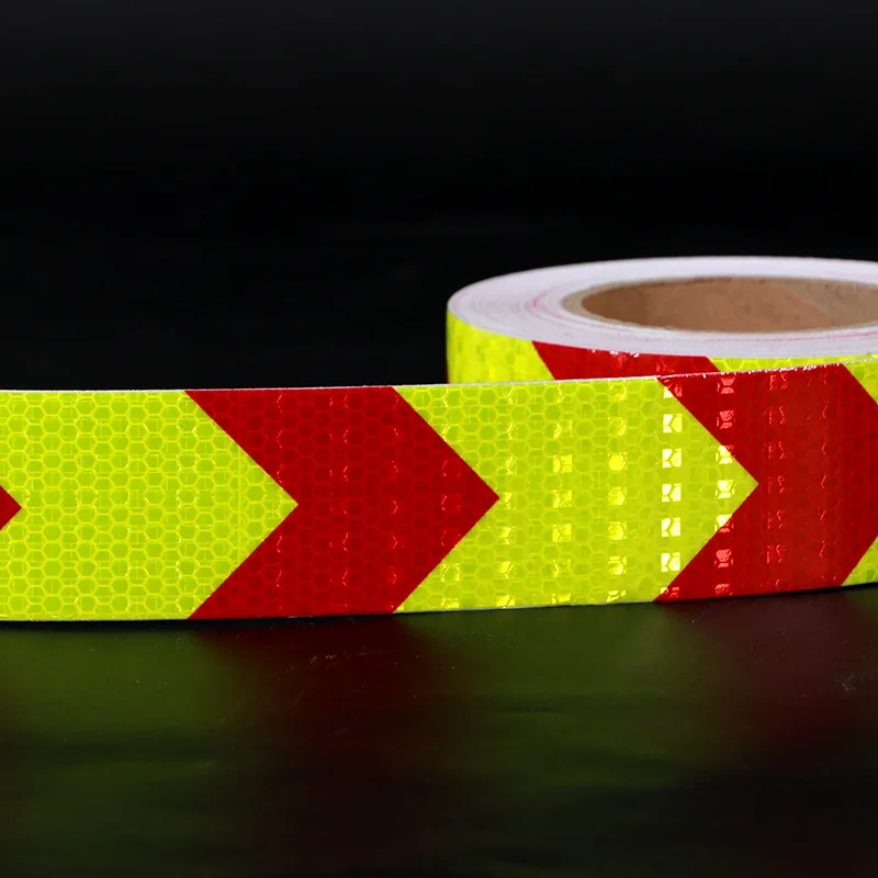 2 Zoll / 4 Zoll Rot Schwarz Pfeil Selbstklebender Reflektoraufkleber PVC Reflektierendes Warnband für Van Auto Verkehrszeichen – Detail 1