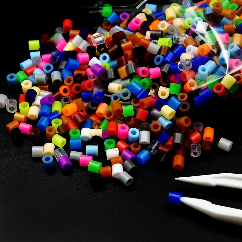 

5mm Hama Beads 3D Diy Perler Beadbond with Pegboards Patterns 100%quality Guarantee Perler Fuse Toy Beads Puzzles 500 Pcs / Bag