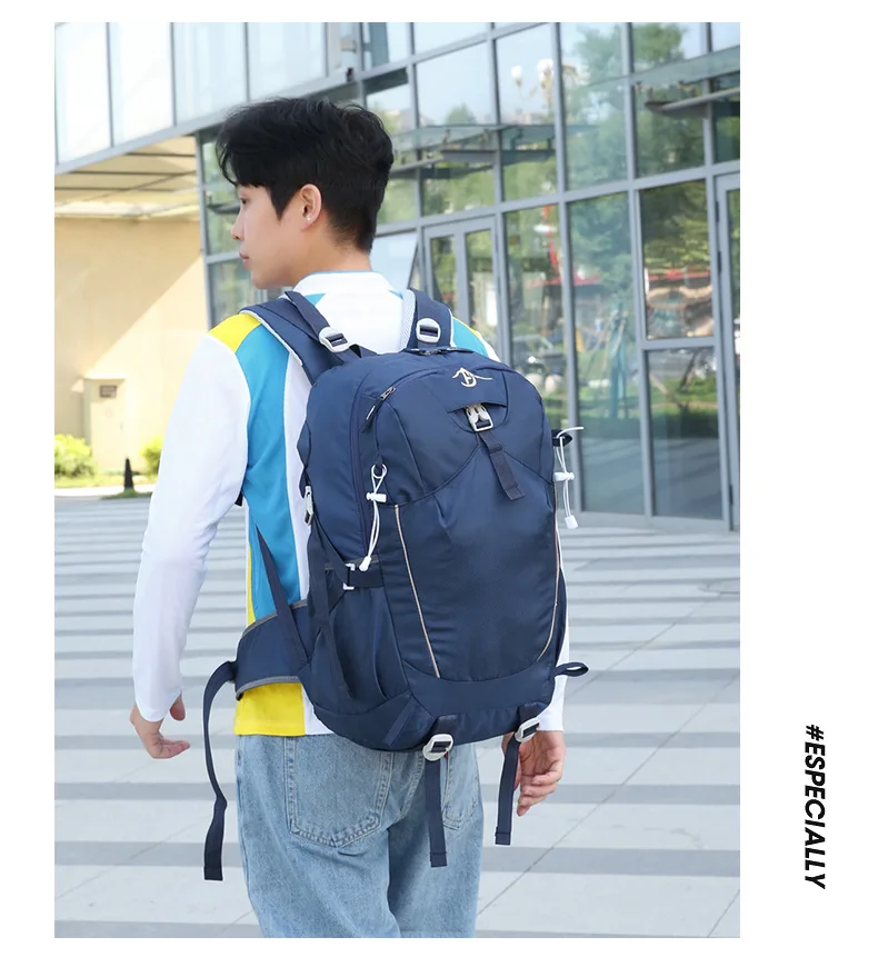Men's  Backpack 40L Large Capacity Outdoor Sports Backpack Travel Camping Hiking Hiking Bag Hot Sale