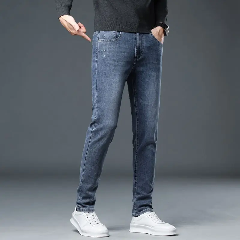 New Autumn/winter 2025 Stretch Wash Jeans for Young Men with Small Straight Elastic Waist 5