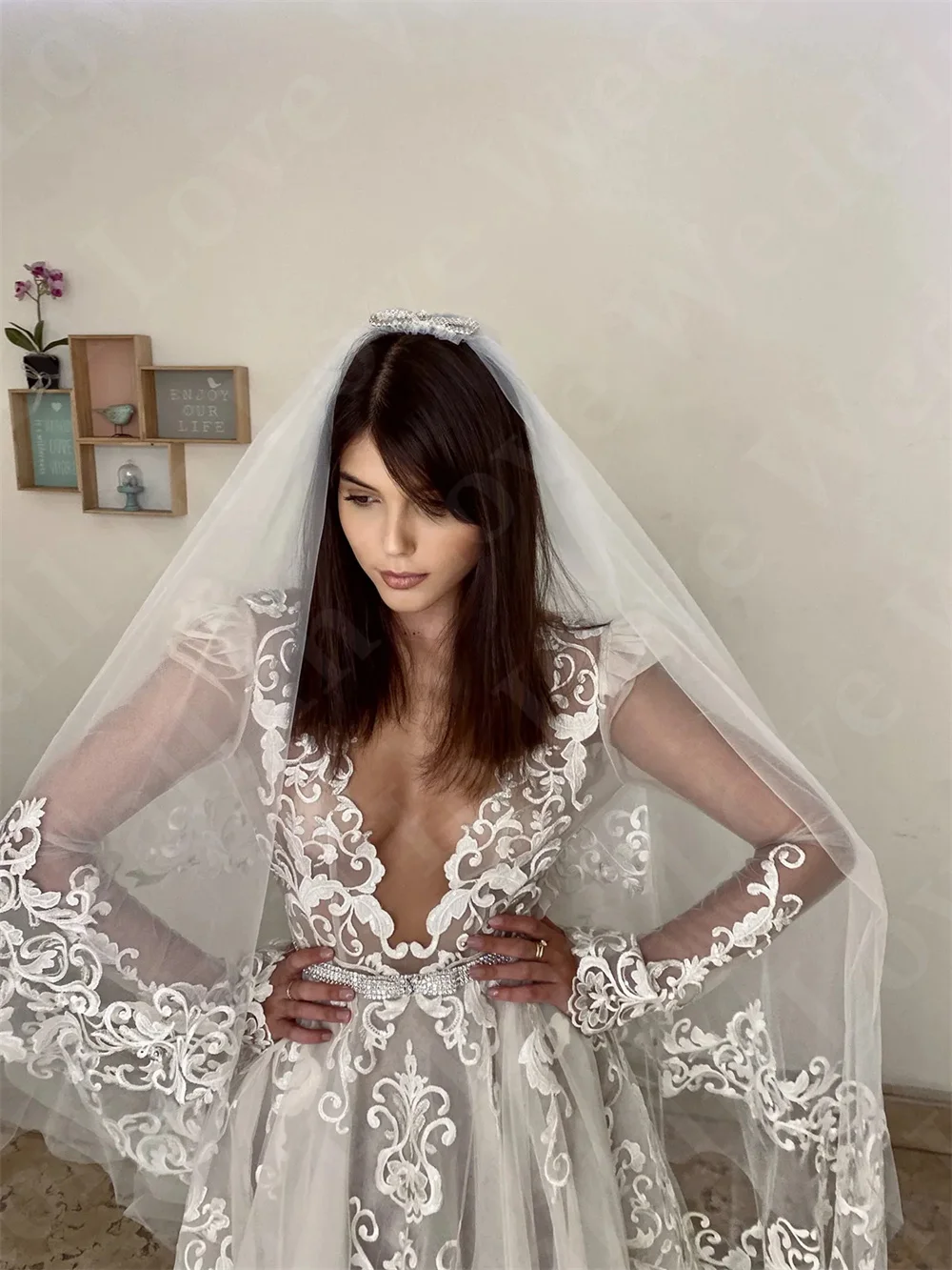 

2024 New Classic Bridal Veil Lace Appliques White/Ivory Tulle Fingertip Veil Wedding Veil Custom Women Formal Wedding Accessorie