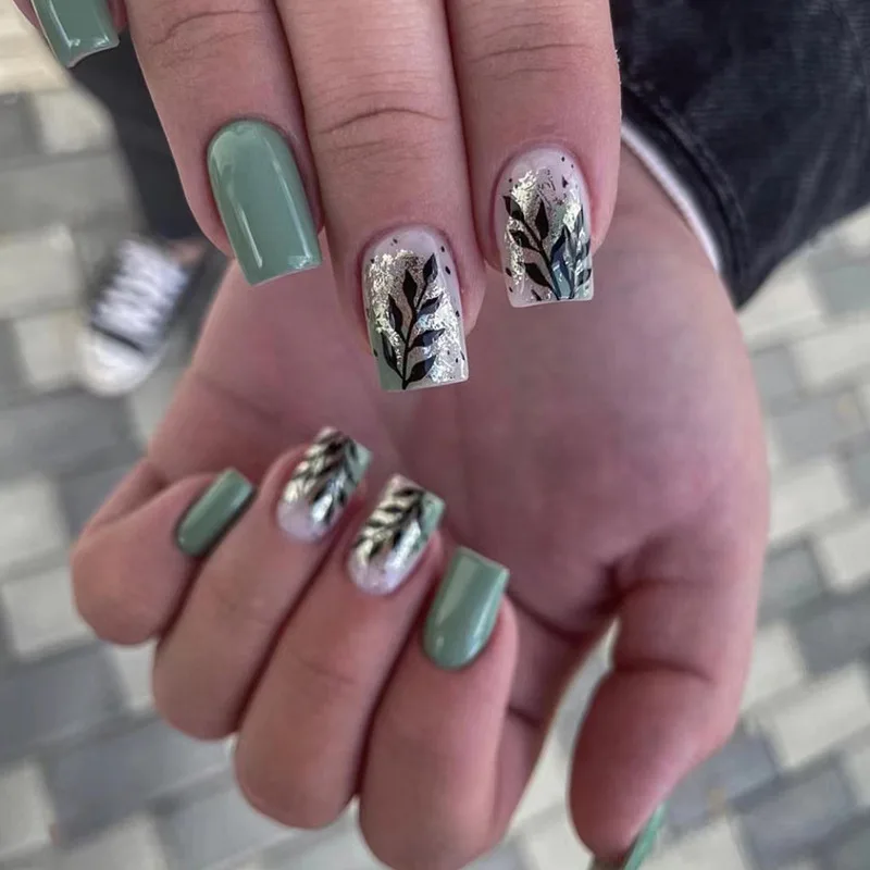 GoldFoilTreeLeafWearableNailArtGlossyGreenFakeNailsMini