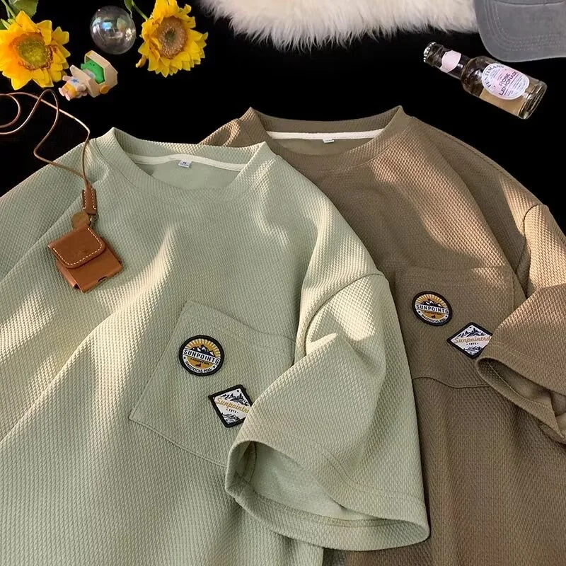 Vintage Waffle Knit Unisex Tee with Applique Pockets - Short Sleeve Oversized Streetwear Top