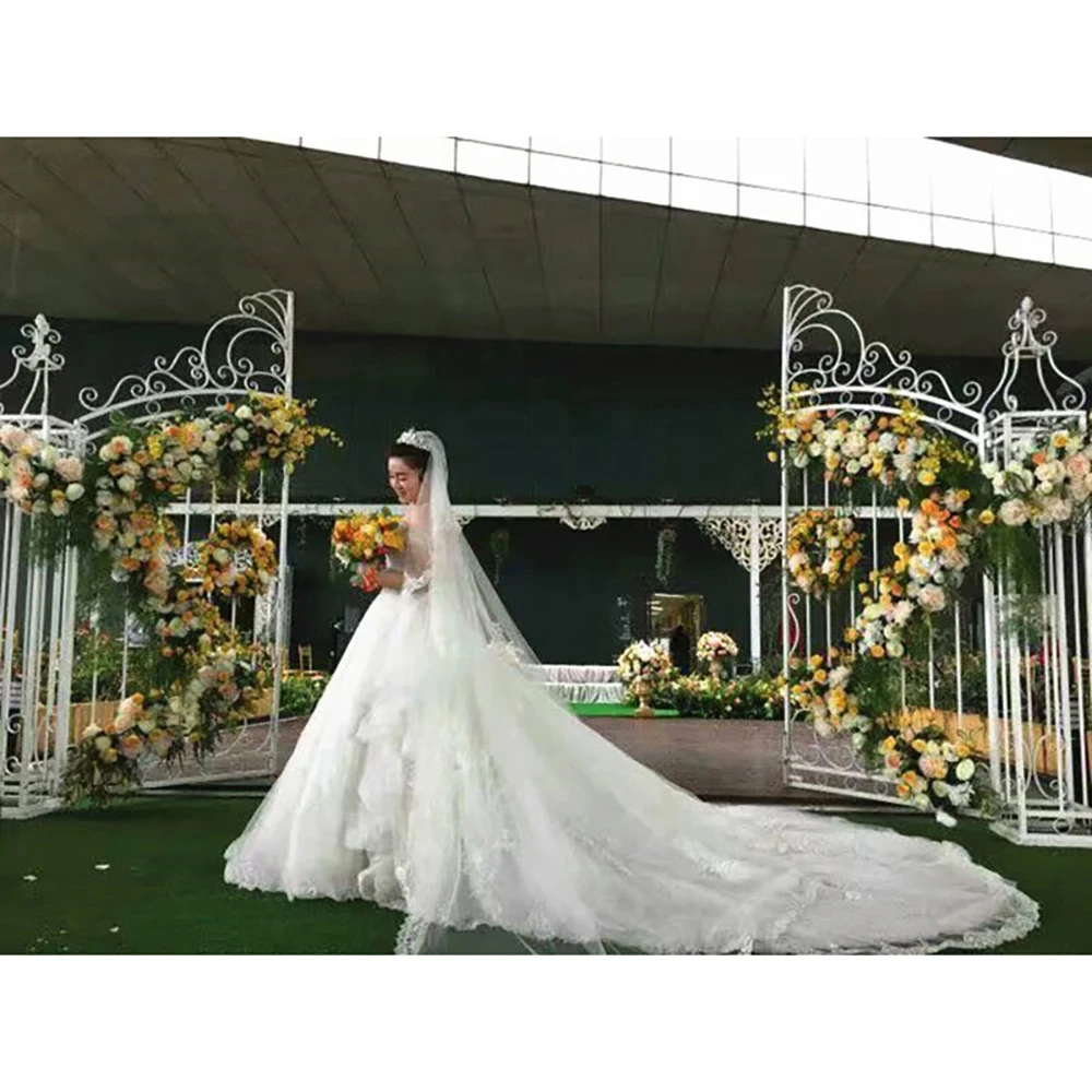 

Wedding golden metal wrought iron wedding door background decoration frame