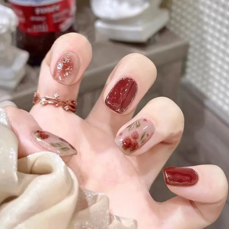 

Rose Red Gold Foil Halo Dyed Ice Transparent Red Women Wearable Pressing on False Nails Wearable Nail Stickers Detachable Nails