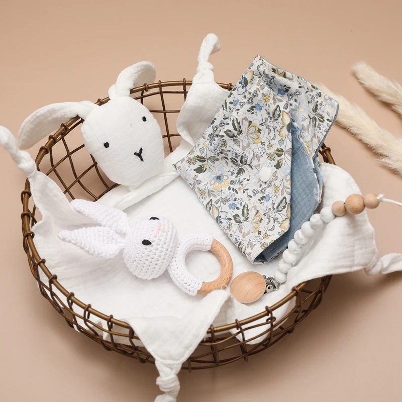 o recém-nascido, algodão macio, coelho babadores, cartão