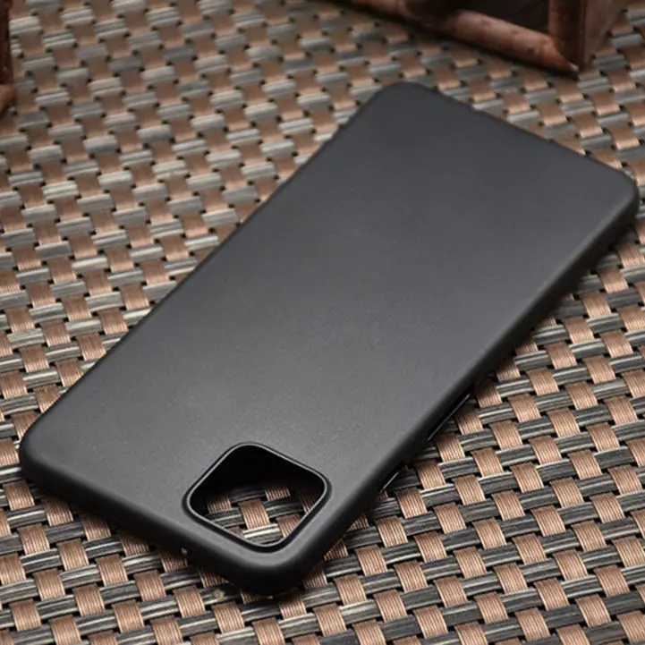 UltraThin Matte Clear Phone Case - Sleek and Durable Protection
