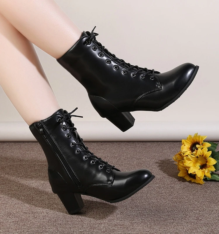 

Женские ботинки на молнии, с круглым носком, на резиновой подошве