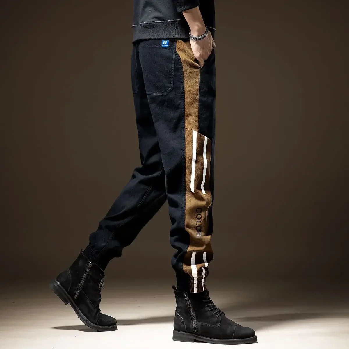 thumbnail image 1 of Pantalones cargo para hombre, pantalones de trabajo grises, pantalones para hombre, otoño, nailon apilado, Y2k, pantalones holgados de lujo baratos, talla grande, informales, 1 of 5