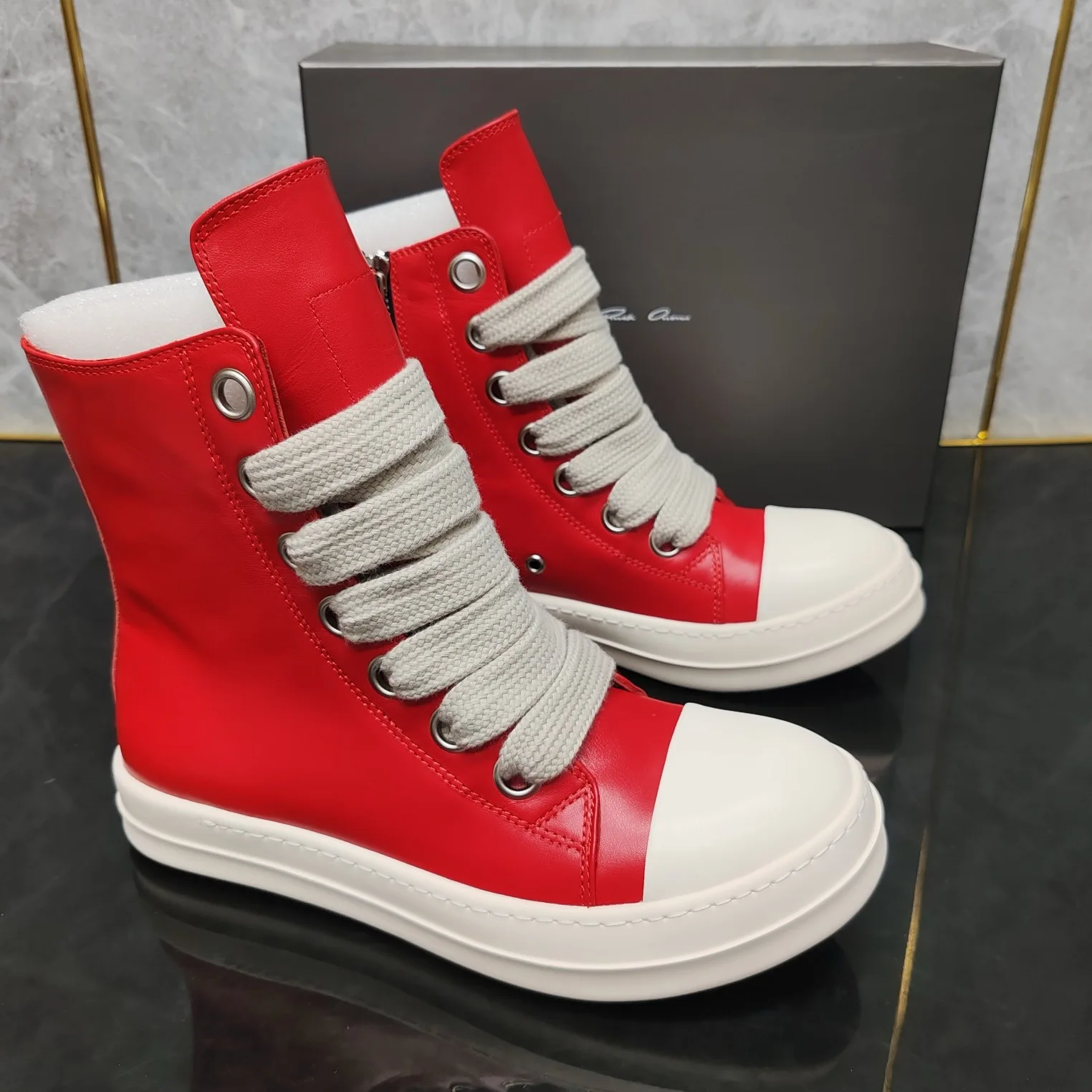Ricks shoes leather Harajuku style high-top boots retro red lovers shoes with thick soles and non-slip with zippers.