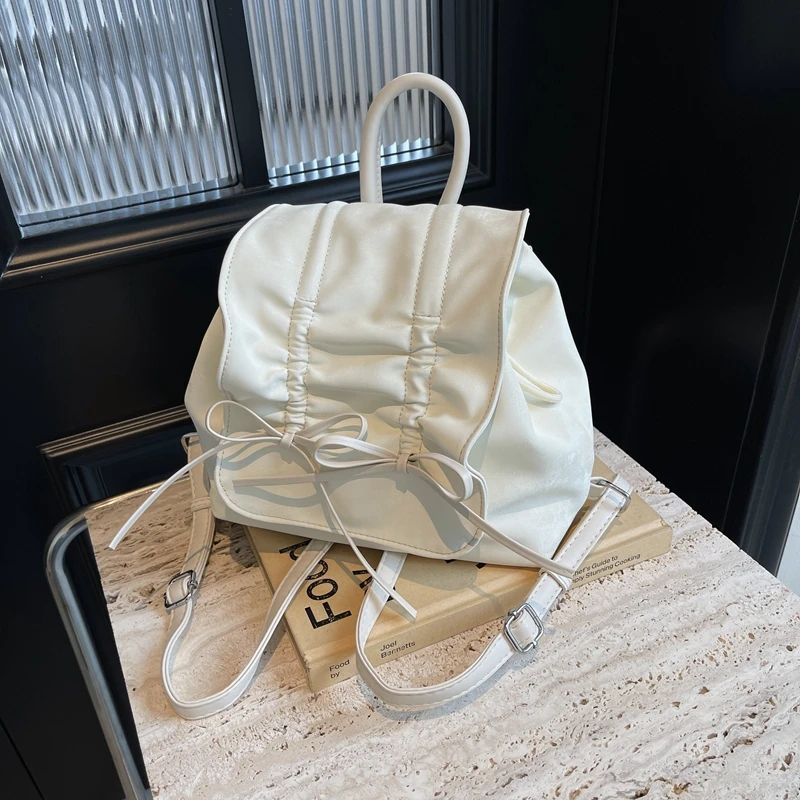 

Soft Handle Solid Casual Large Capacity Backpacks Interior Compartment Hot Sale Bags for Women Interior Zipper Pocket Backpacks