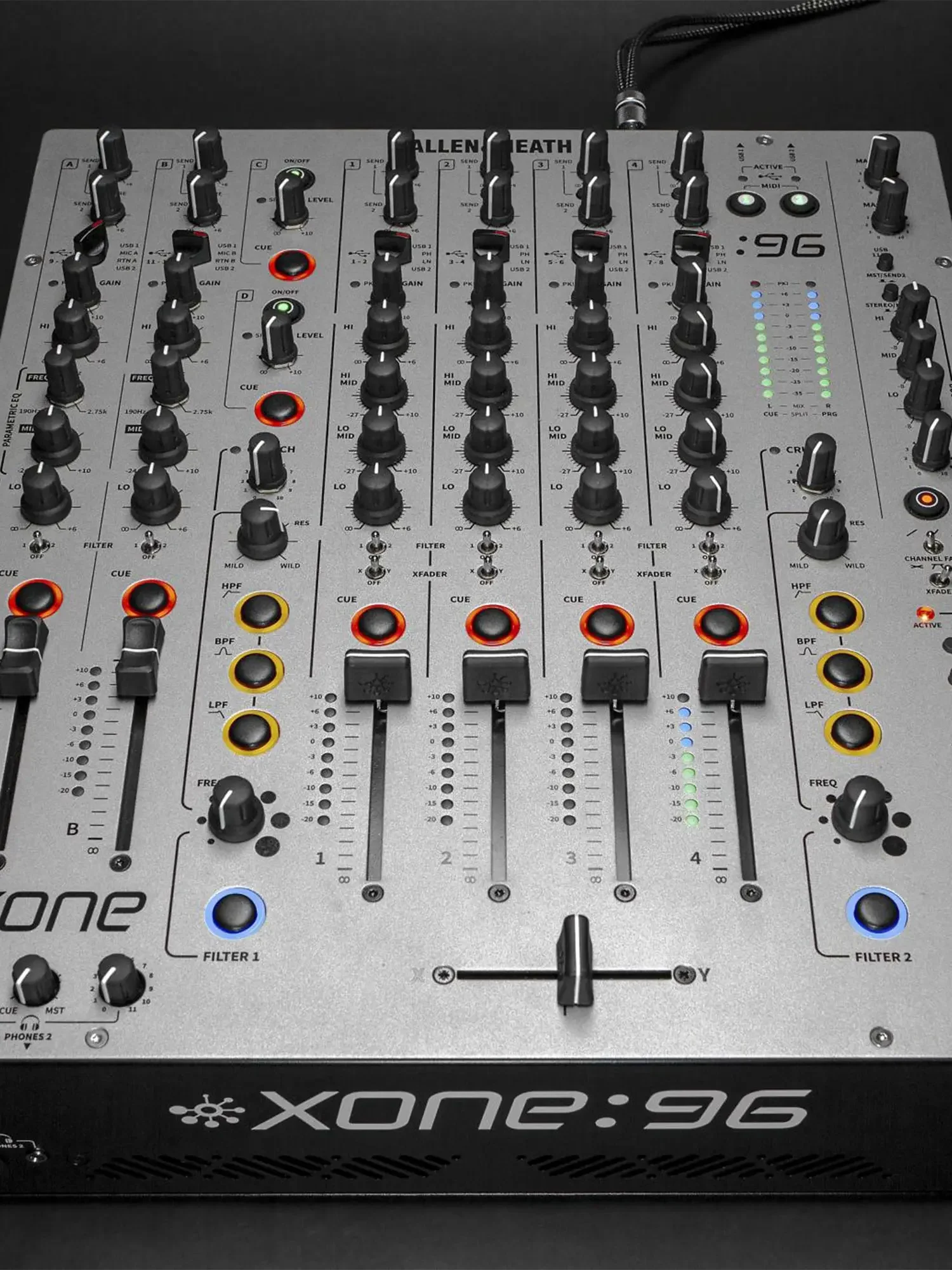 Allen Heath Xone 96/92 A & H Mixer Di Simulazione Dj Professionale A 4 Canali Eq Allen A 4 Segmenti