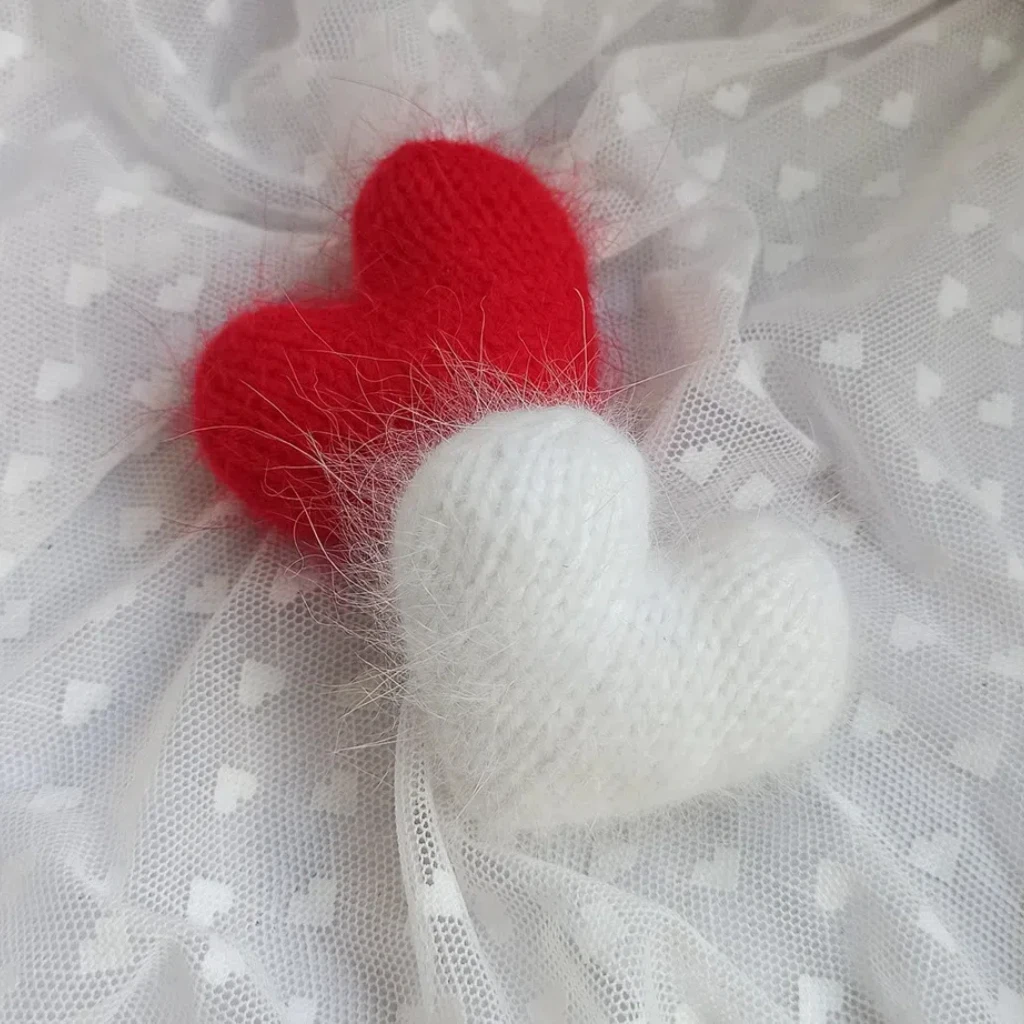 Newborn Photography Props Handmade Knitted Plush Love Heart Prop for Baby Studio Photo Shooting Backdrop Accessories