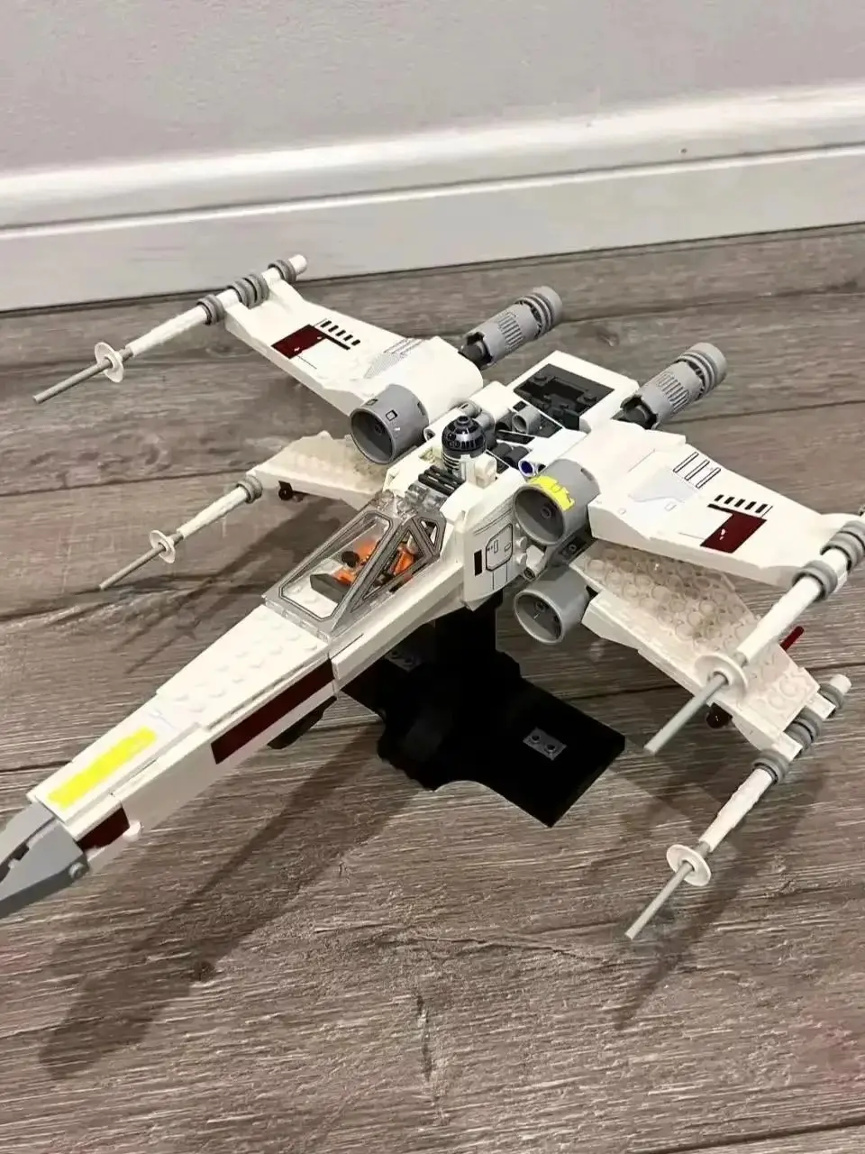 MOC 75301 X-Wing Fighter 6