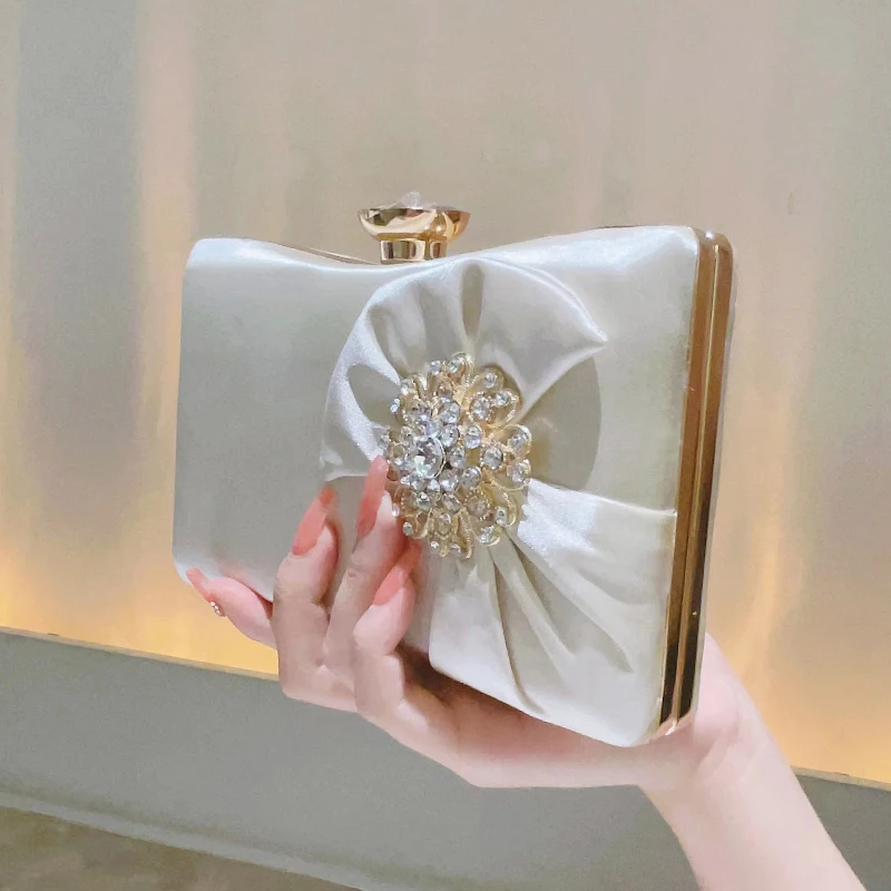 Pochette Da Sera Con Strass CUXVA - Trasparente E Lucente, 19x13x19 Cm, Per Matrimoni E Cocktail