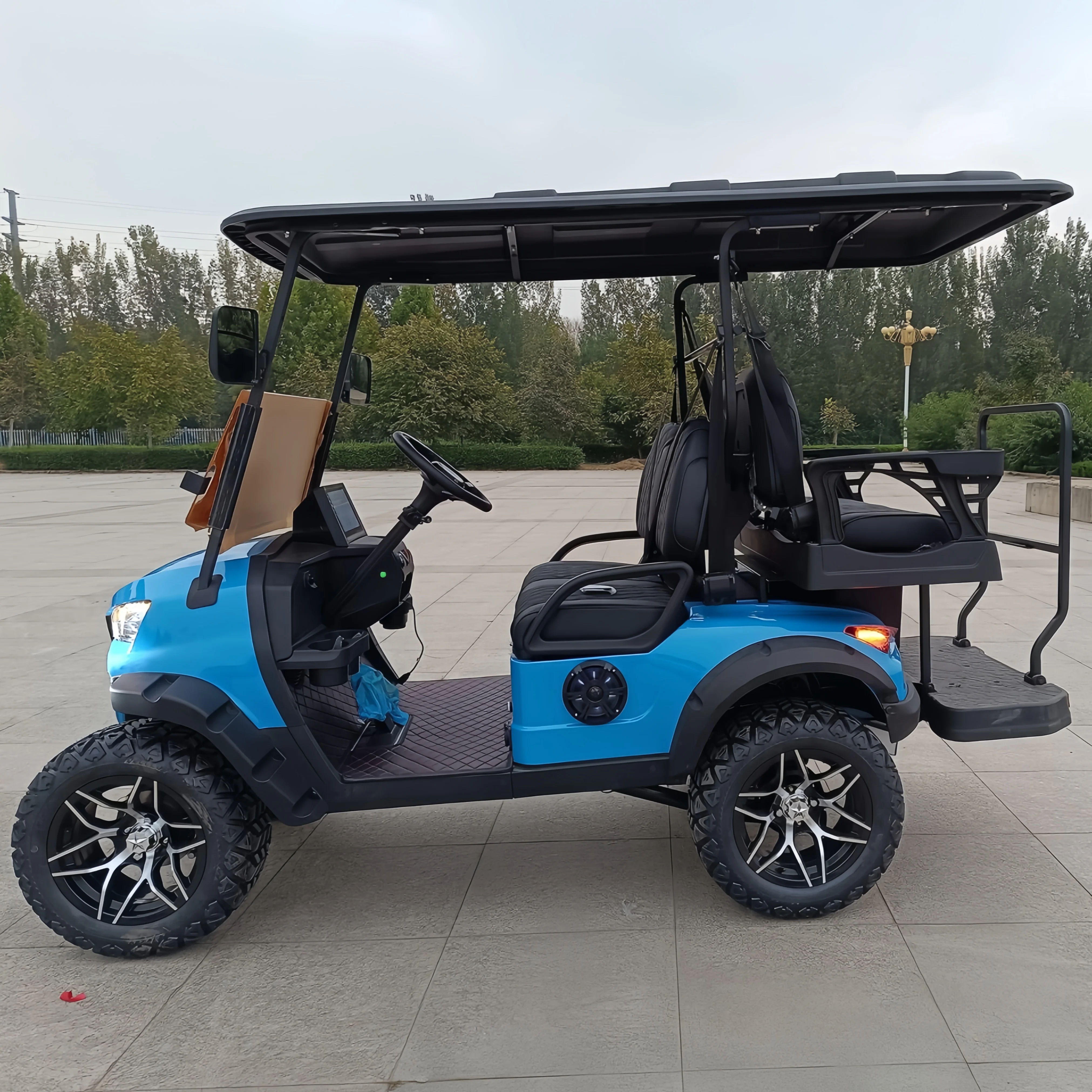 4 Wheel 4 Seater Luxury Club Car 48v Lithium Battery Off Road Golf Cart With Led Lights