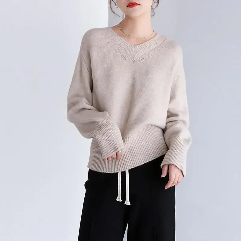 FA679 2024 New Women's V-neck Sweater Lazy Style Retro Premium Knitted Sweater Top 2
