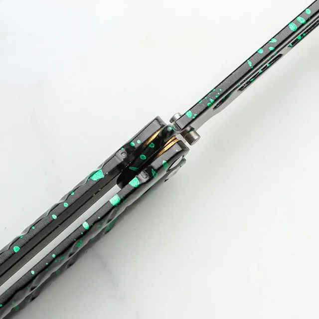초보자를 위한 안전하고 내구성 있는 접이식 나비칼 트레이너
