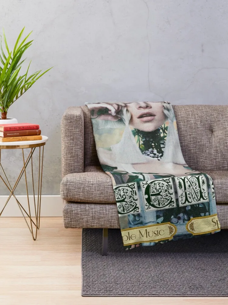 Aurora Aksnes �ٹ� Ŀ�� ������ ���, �ٸ��� ���� ���, �м� ���� ���