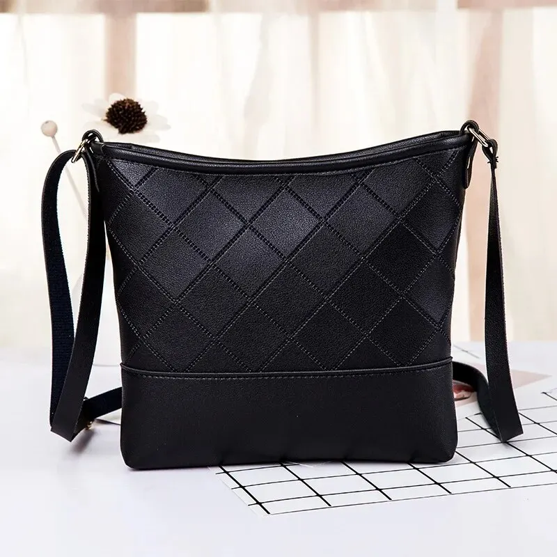 Chic Floral Pattern Crossbody Bag for Women - Soft PU Material and Trendy Design