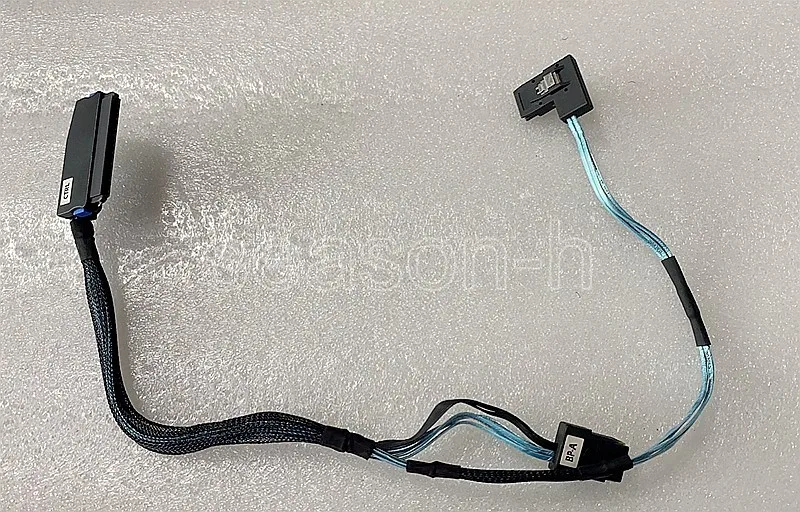 

Серверная массив-карта Y180K 0Y180K R410 backplane 3,5 4HDD SAS кабель