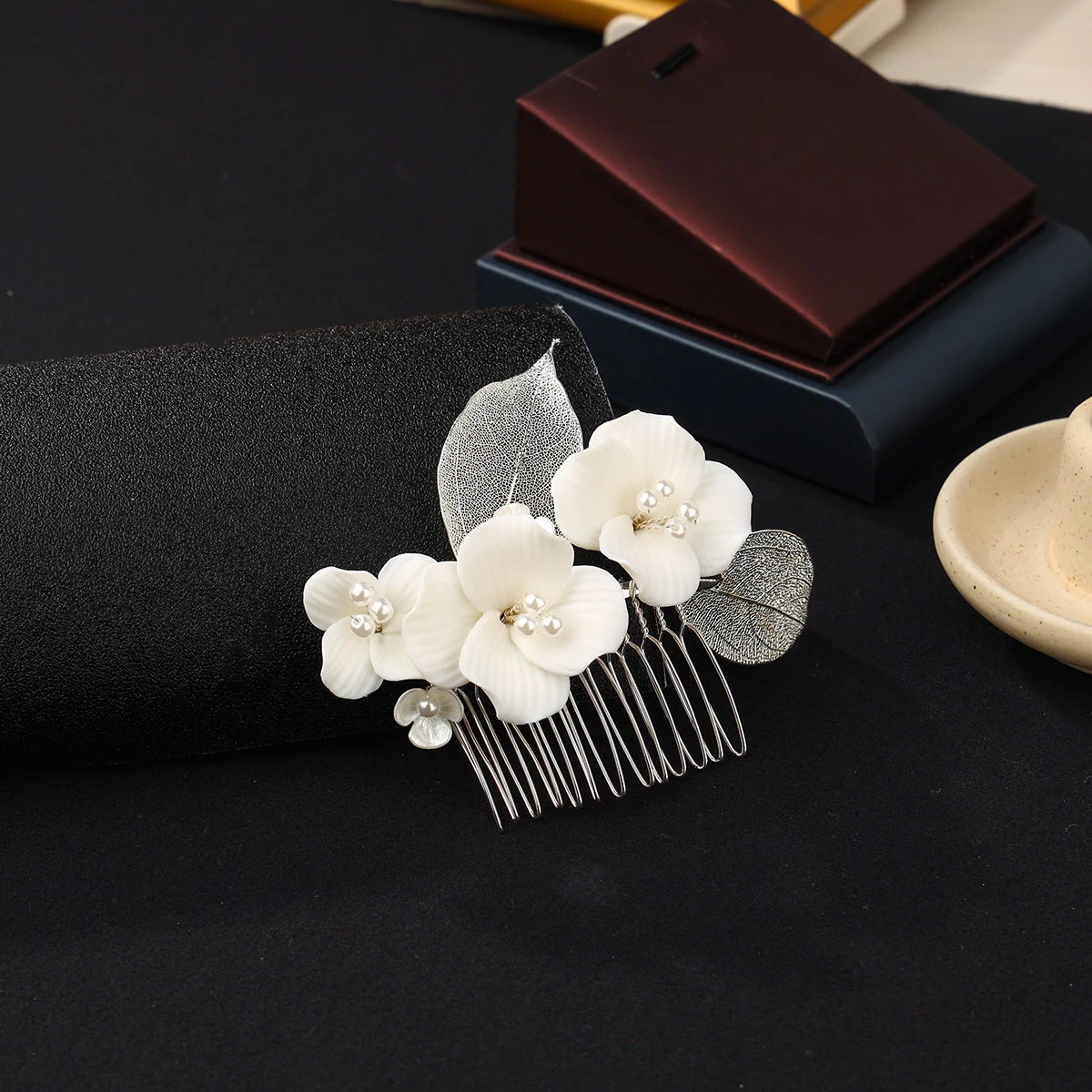 Porcelain Flower Bridal Hair Ornaments Silver Leaf Bridal Tiara Pearl Hair Ornaments For Ladies and Girls