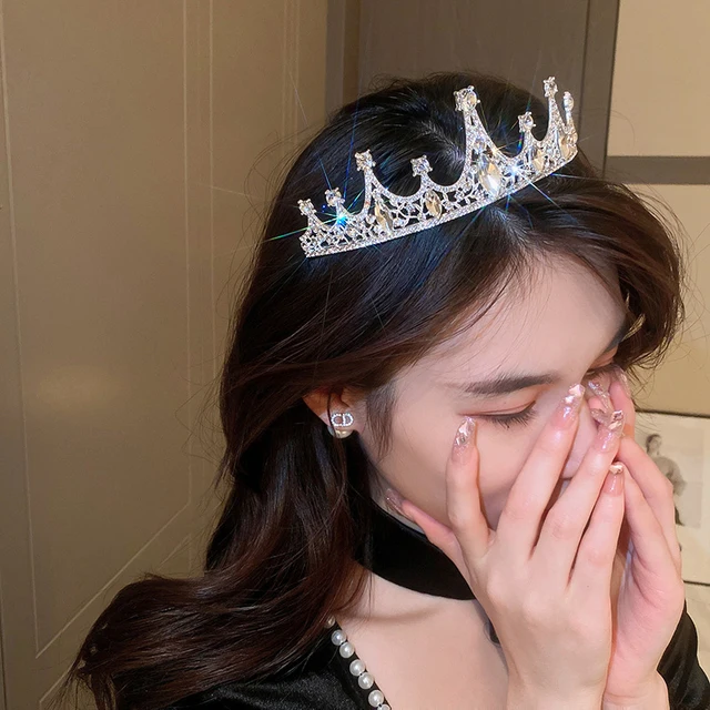 빛나는 라인스톤으로 특별한 순간 연출