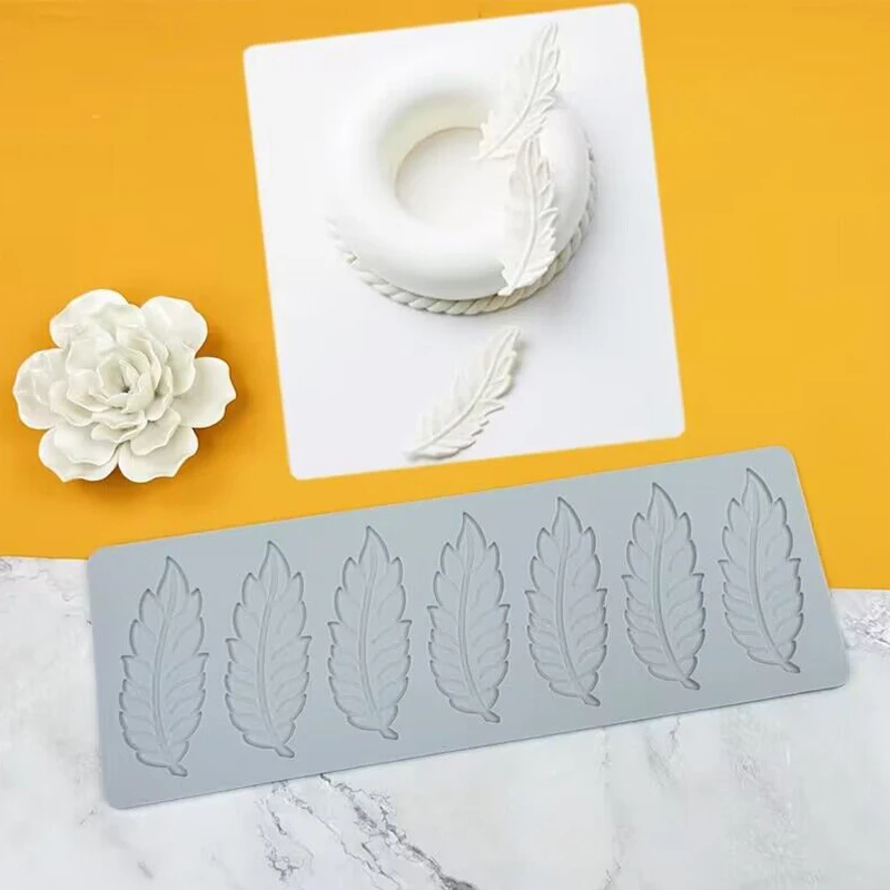 Your Unconventional Silicone Baking Mold - Design Swan