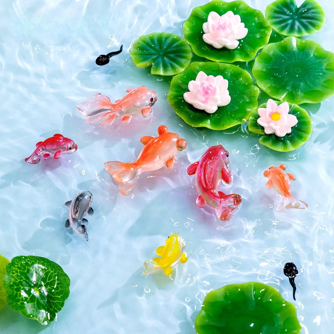 Cute Small Fish Ornaments Koi Carp Aquarium Small Ornaments Cute Fish Tank Mini Figurines DIY Kawaii Micro Landscape Ornaments