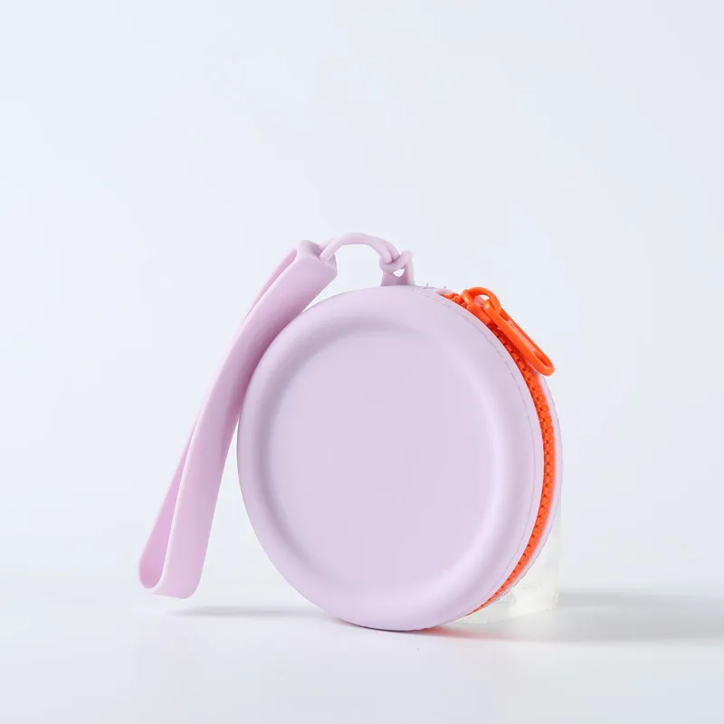 Portable Silicone Dog Treat Pouch with Lanyard and Hook