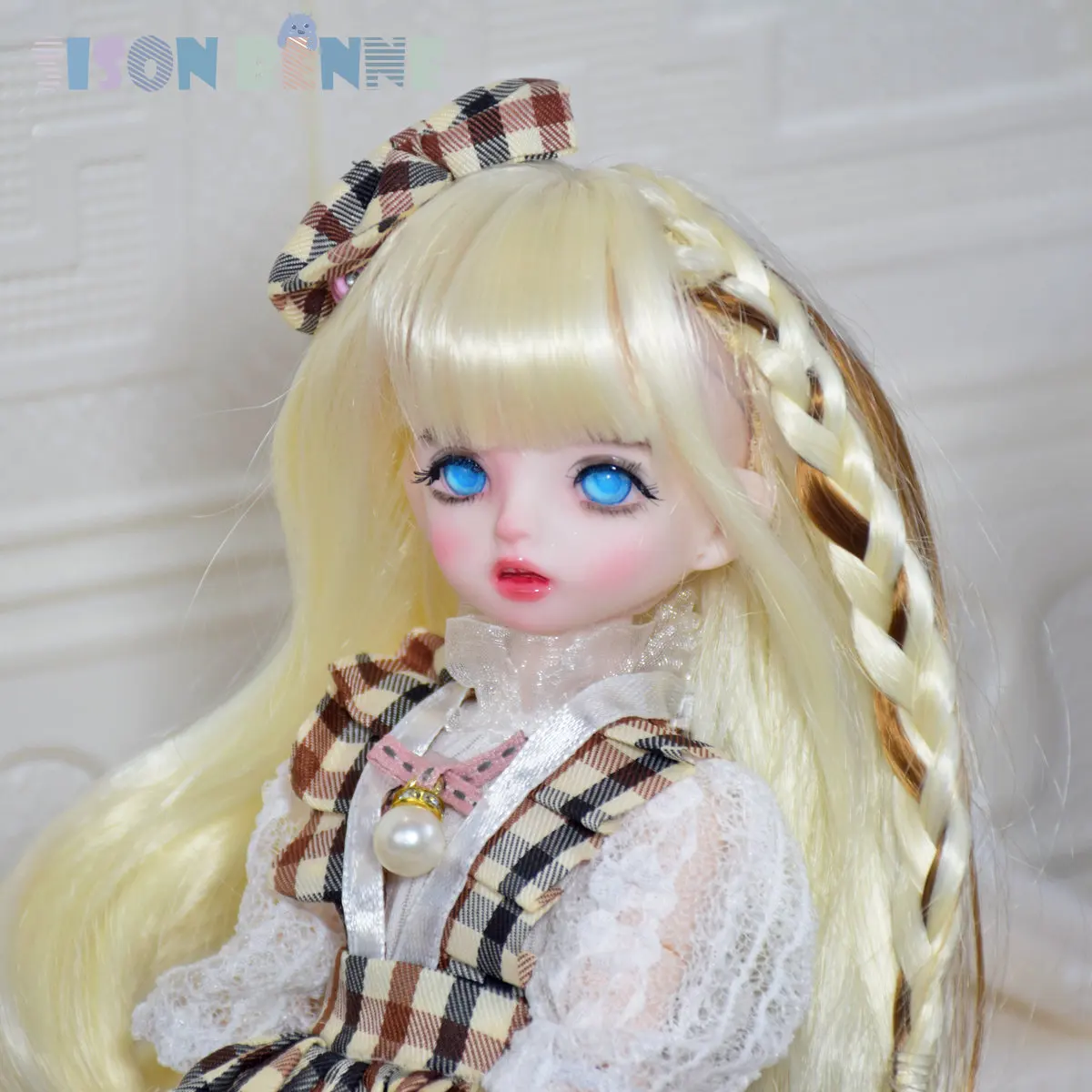 

SISON BENNE 1/6 BJD Toy 12inch Girl Doll Dress Clothes Wigs Shoes Handpainted Face Makeup