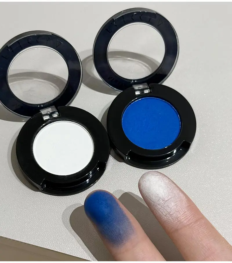 Punk Smoky Red Black Eye Shadow Palette Waterproof Gothic Matte Blue Eyeshadow Tray Women Halloween Eye Pigments Makeup Palette