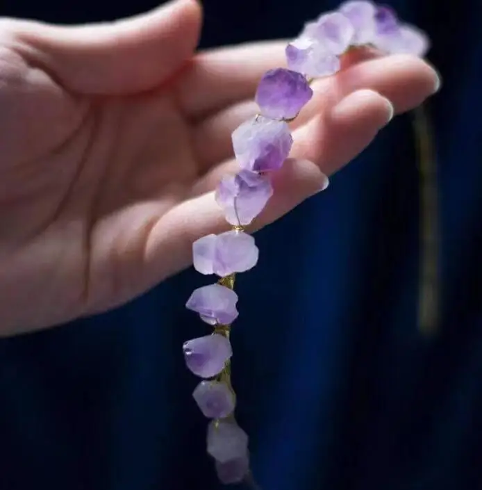 

Женская повязка для волос с искусственным аметистом