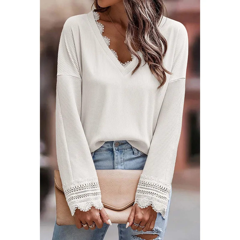 

Simple lace pullover V-neck long-sleeved base layer for women