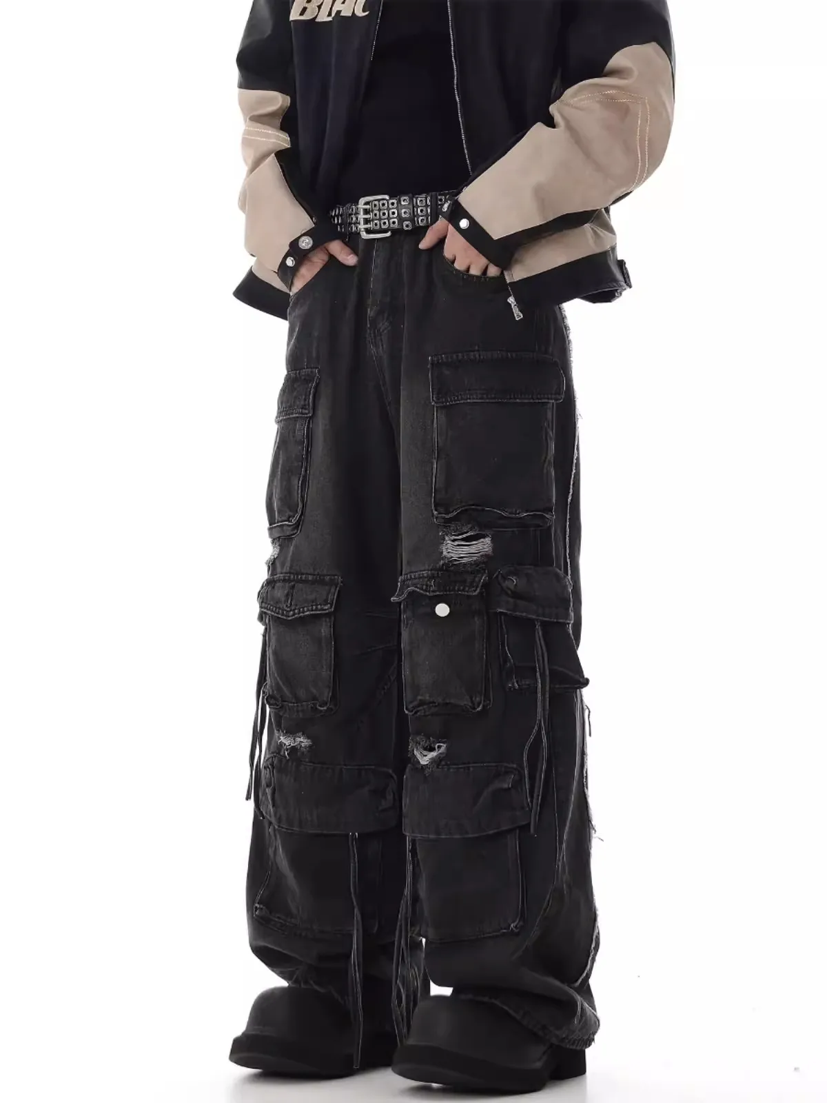 【AKM】Retro Ripped Multi-pocket Cargo Jeans AKM】Retro Ripped Multi-pocket Cargo Jeans