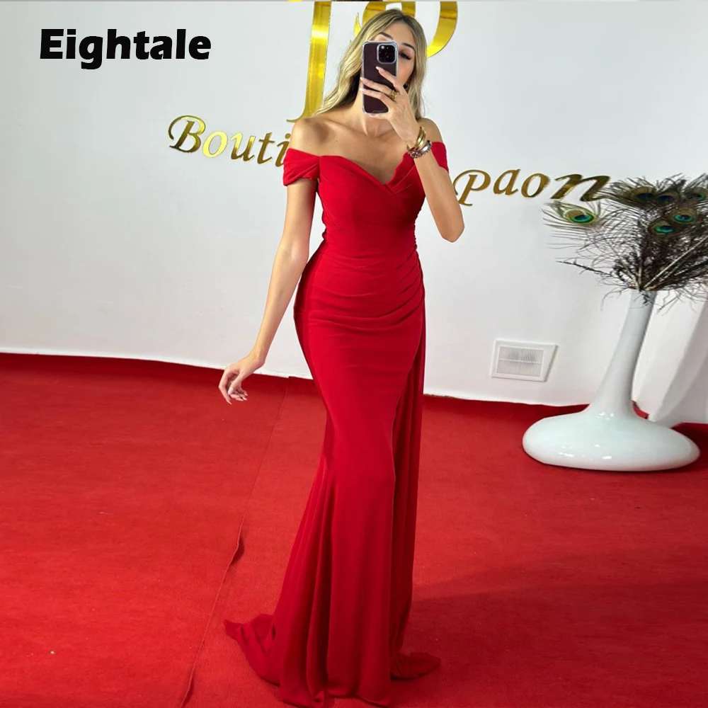 

Платье вечернее атласное с юбкой-годе, открытыми плечами