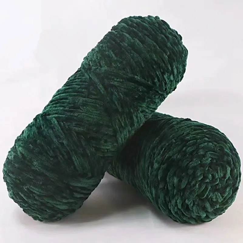 Luxurious Velvet Chenille Yarn for Amigurumi and Knitting - Soft, Plush, 100% Polyester (100g, 130m)