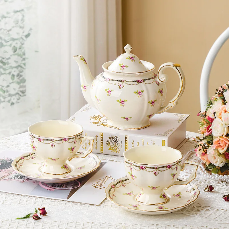 Retro ceramic coffee cup and saucer girl minority European style pot light luxury high beauty afternoon tea cup and Saucer Set G