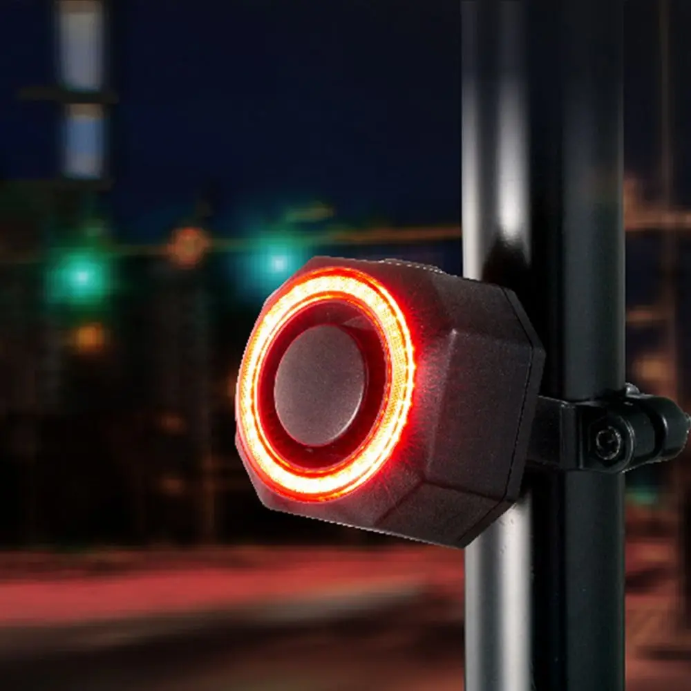 

Cycling Cycling Equipment Remote Control USB Charge Alarm Smart Alarm Anti Theft Burglar Taillight Bicycle Light