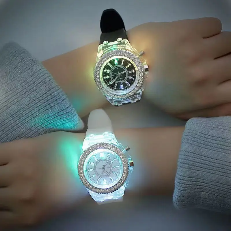 

2022 LED Luminous Watches Geneva Women Quartz Watch Women Ladies Silicone Bracelet Watches Woman 12 Bright Colors reloj mujer