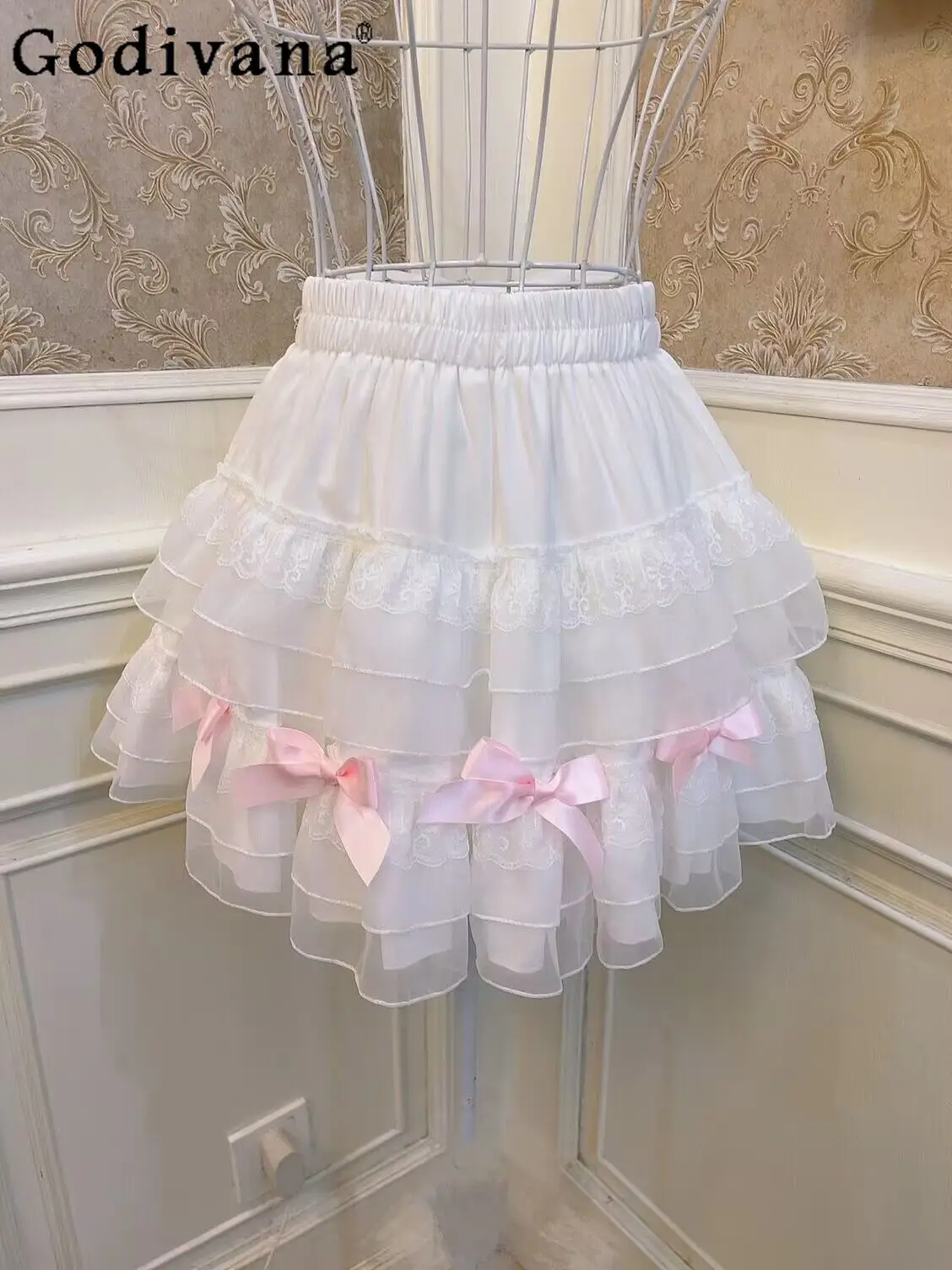 

Lolita Sweet Cute Princess Skirt Bow Puffy Cake Lace Stringy Selvedge Lacework Mini Skirt Hip Girl Culottes Kawaii Skirts Summer