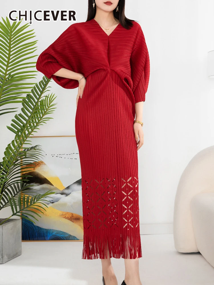 

CHICEVER Spliced Tassel Dresses For Women V Neck Batwing Sleeve High Waist Folds Solid Hollow Out Casual Midi Dress Female New