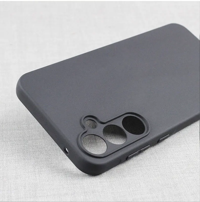 Sleek Matte Black Protective Smartphone Case - Universal Fit
