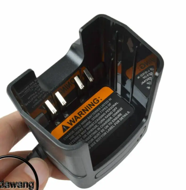 Car Battery Charger RLN4883B For HT750 HT1250 GP328 GP340 GP380 PRO5150 Portable Radio