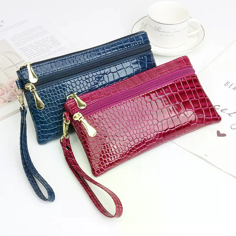 Women Solid Wallet Coin Purse New Fashion Small Wrist Bag High-quality Coin Wallet Zipper Closure Handbag